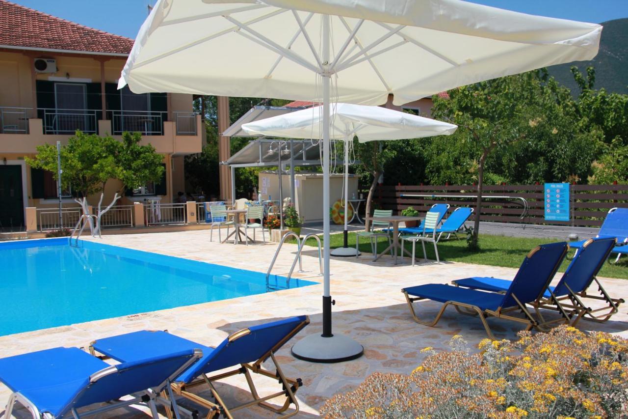 George Studios Vasiliki Exterior foto