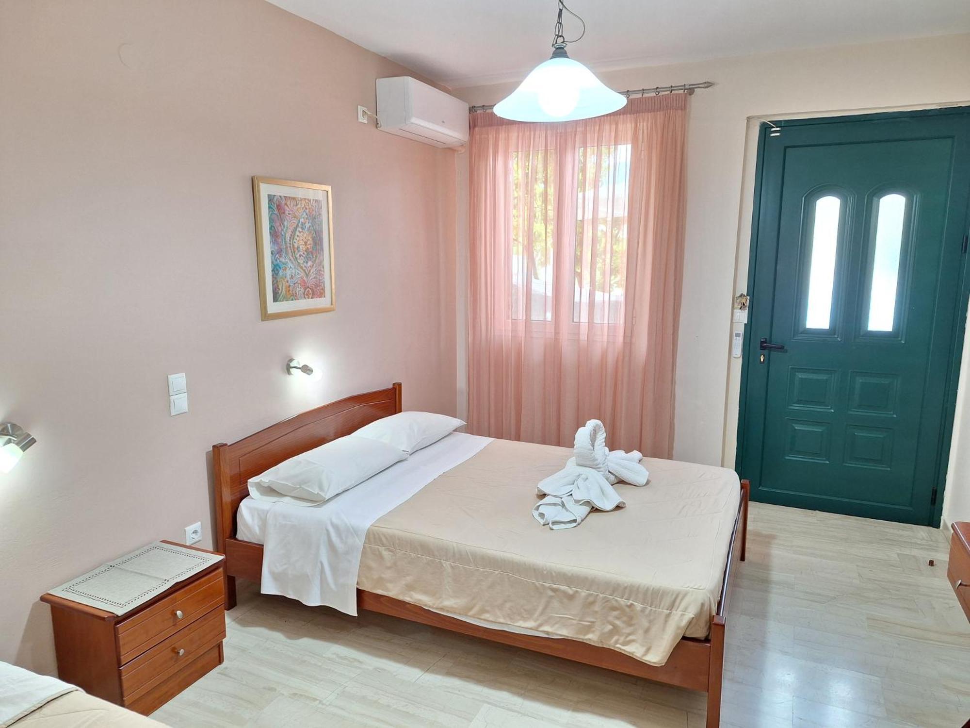 George Studios Vasiliki Quarto foto