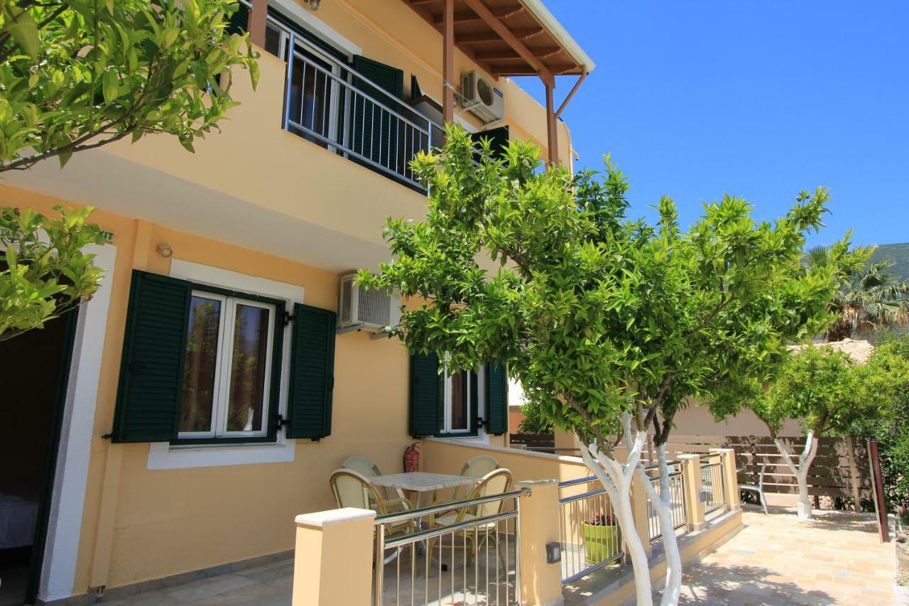 George Studios Vasiliki Exterior foto